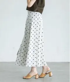 新品✨ NOBLE ドットプリントフレアースカート 白 ホワイト 38 日本製