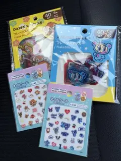 セリア　DAISY LOVERS & ANGEL BLUE ステッカーセット