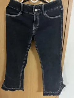 TO BE CHIC ブラック フレアデニムパンツ スパンコール付きのサムネイル