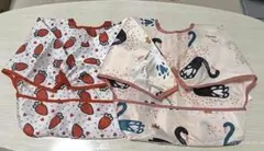 ベビーキッズ　お食事エプロン　長袖 　2枚セット　スリーマッシュルーム