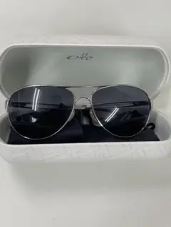 オークリー ケース付き シルバー サングラス