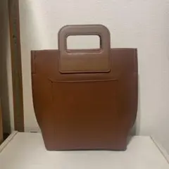 ブラウン ハンドル付きトートバッグ