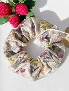 インド刺繍リボン　花柄シュシュ ハンドメイド　1-31