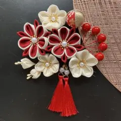 つまみ細工髪飾り283 成人式 結婚式 卒業式 七五三　和装髪飾り