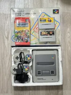 Nintendo スーパーファミコン 本体＋コントローラー＋ソフト2本セット