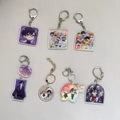 カラフルピーチ キーホルダーのサムネイル