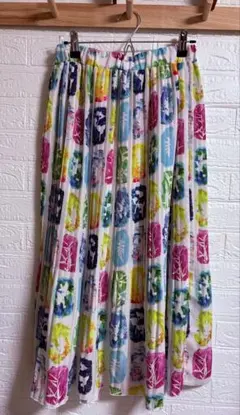 【SALE】グラニフ　デシグアル　プリーツスカートのサムネイル