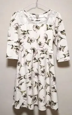 tocoo closet フラワープリント 七分袖ワンピース