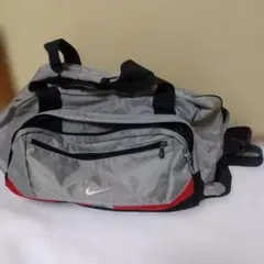 Nike ボストンバッグ グレー/赤のサムネイル