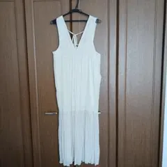 Kastane プリーツ ワンピース　アイボリー