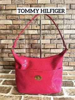 TOMMY HILFIGER エナメル ショルダーバッグ ピンク