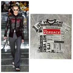 VERSACE ヴェルサーチ ロゴ ニュースペーパー 新聞 総柄 Tシャツ Sのサムネイル