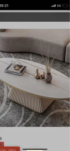 テーブル