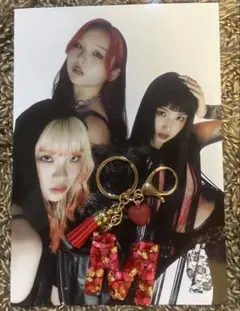 ローズピアス＆Mキラキラキーホルダー推し活HANA薔薇