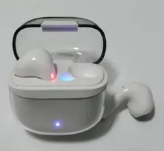 q9-kyk　3COINS　ワイヤレスイヤホンのサムネイル