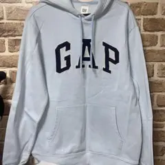♦︎GAP 光るパーカー♦︎完売品‼️ ♦︎GAP 光るパーカー♦︎完売品‼️ - メルカリ