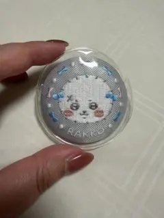 ちいかわ 刺しゅう缶バッジ ラッコ