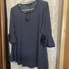 水玉模様の五分袖トップス M〜Lサイズ