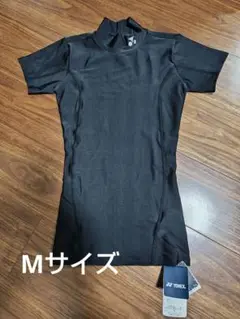 【新品未使用】YONEXヨネックス インナーハイネック半袖シャツ 黒 Мサイズ