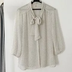 【美品】ドットブラウス　レディース　シースルー　ユニクロ　ホワイト　リボン