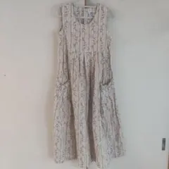 ローラアッシュレイワンピース