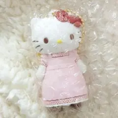 会場限定 ハローキティ展　シークレットマスコットチャーム A ②エプロン