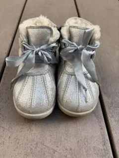 ベビーUGG シルバー ブーツ アグ13.5センチ