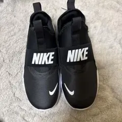 NIKE ストラップ付きスニーカー ブラック