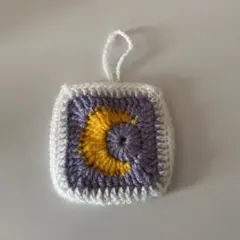 Item thumbnail for item 2b1323f8-9059-480c-a739-13cadc55861f