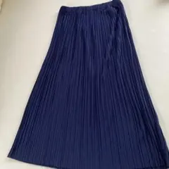 ユニクロ　レディースプリーツロングスカート