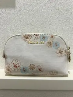 PAUL & JOE 花柄ポーチ