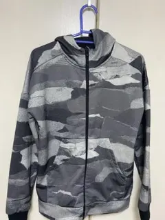 adidas パーカー　150