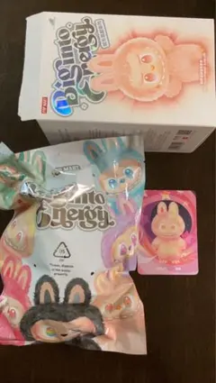 ラブブ THE MONSTERS BigintoEnergy LOYALTY