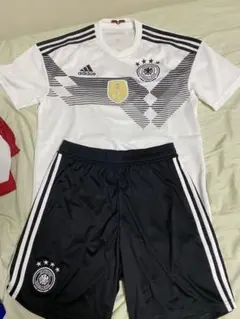 adidas ドイツ代表 ユニフォーム＆パンツ 上下セット - メルカリ