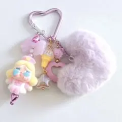 CRYBABY クライベイビー　ビーズストラップ　じゃらじゃらキーホルダーのサムネイル