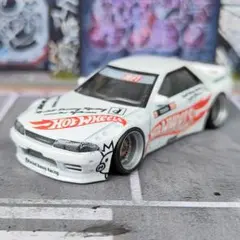 ホットウィールカスタム 日産 180sx フルエアロ ドリ車 深リムトミカ改造白 ホットウィールカスタム 日産 180sx フルエアロ ドリ車 深リムトミカ