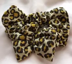 東京ディズニーリゾート　レオパード柄リボン付シュシュ