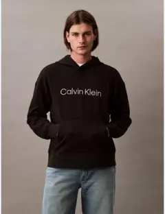 Calvin Klein ブラック フード付きパーカー