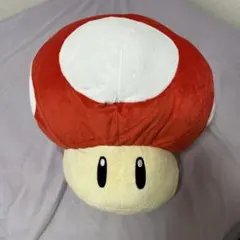 スーパーマリオ　キノコのクッション、マリカーフィギュア、ミニタオルセット