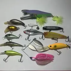 ブラックバス　釣り　引退品　ルアー等 ☆(7)バス, ブラックバス釣り引退セットルアー41個 まとめ売りの