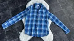 Hollister 青 チェック柄 長袖シャツ