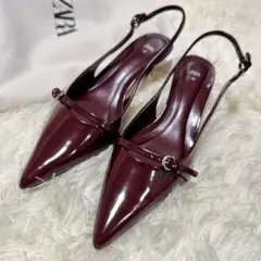 ZARA バーガンディ ポインテッドトゥ サンダル 36のサムネイル