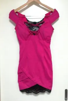 デイジーストア　オフショル風　クロスデザイン　タイトミニドレス　キャバドレス