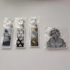 Eve UNDERCOVER タオルアクキー 4種 まとめ売り くじ - メルカリ