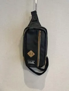 ブラック スリングバッグ 合成皮革