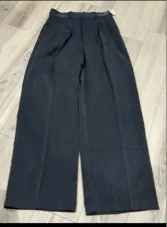 ダークグレー ワイドパンツ プリーツ　新品未使用タグ付き　ユニクロ　mocos