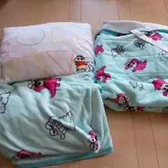 値下げ*クレヨンしんちゃん　寝具3点セット　シングル　毛布