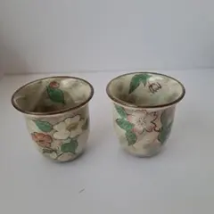 ❤️ 京都の伝統工芸である京焼・清水焼「紅丸草子夫婦湯呑み」 - メルカリ