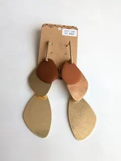 ゴールド大ぶりピアス ｜マライカ