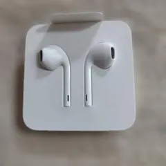 新品未使用iPhone　イヤホン　Lightning(マイク付)　有線イヤホン